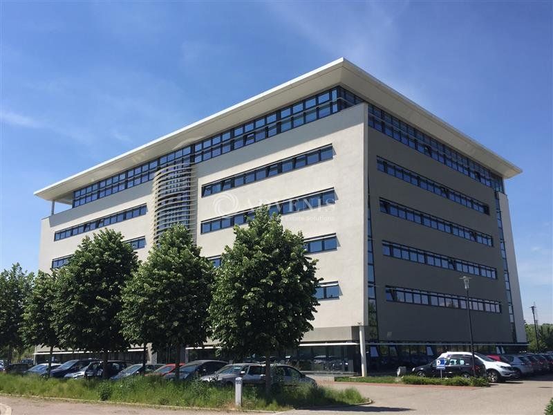 Location bureaux 717 m² divisibles à partir de 46 m²