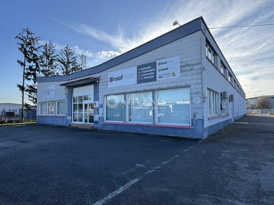 Vente local d''activites 1410 m² non divisibles