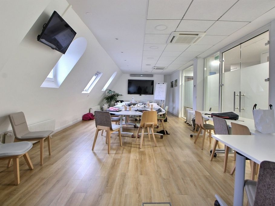 Location bureaux 164 m² non divisibles