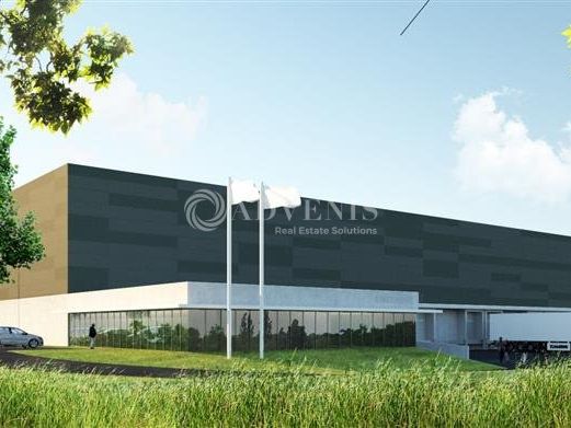 BASE LOGISTIQUE 9489 m² A LOUER