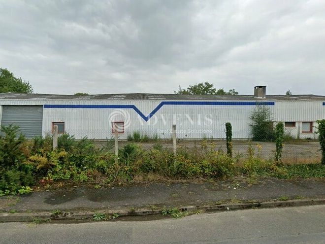 Vente local d''activites 945 m² non divisibles