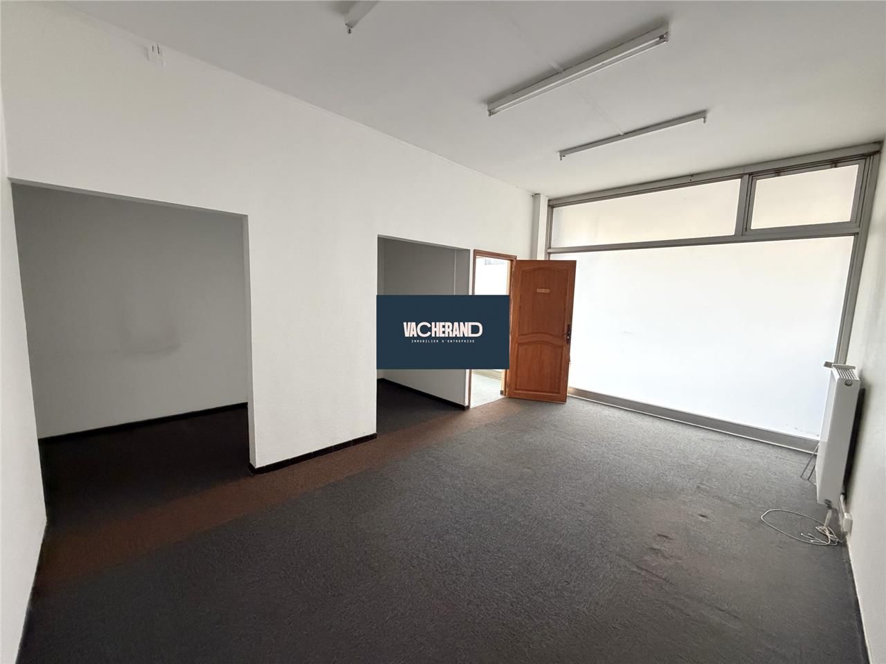 Vente local 50 m² à La Madeleine