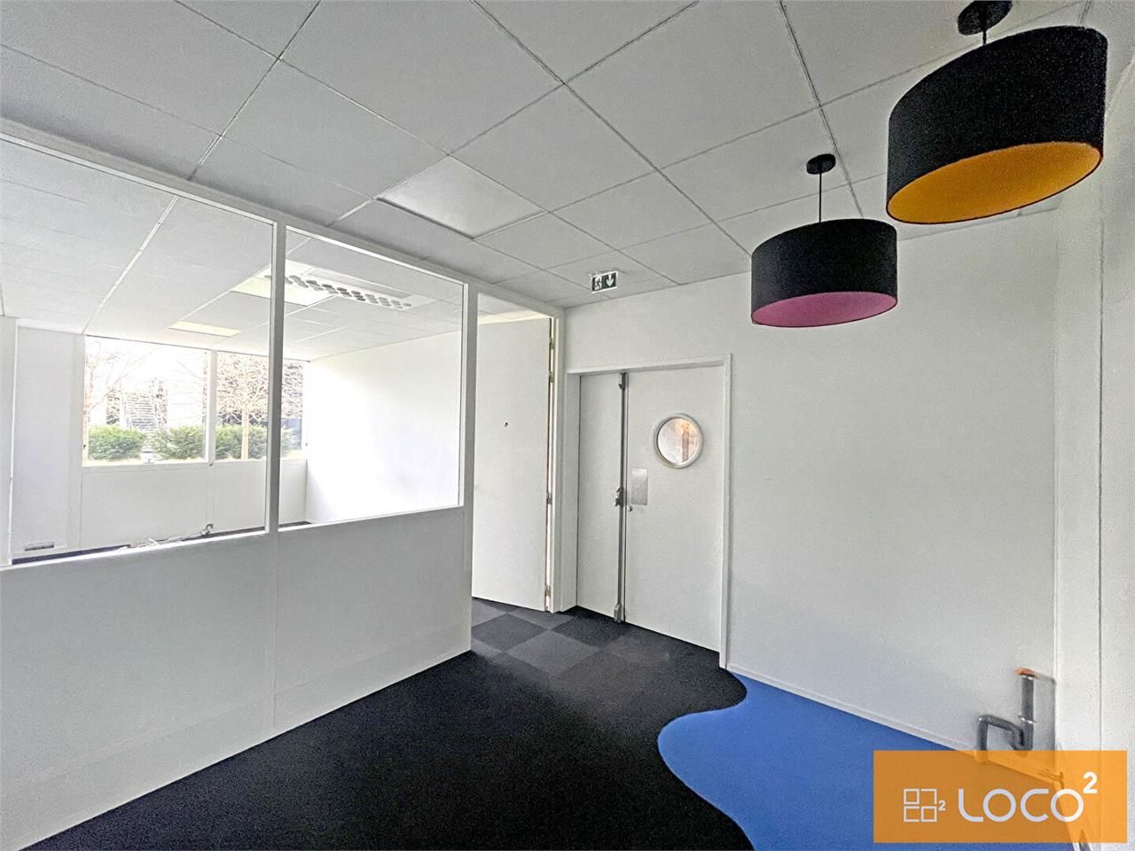 Location bureaux 677.00 m² à LABEGE