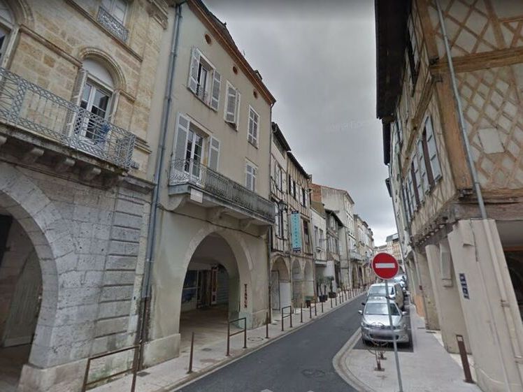 Vente local commercial 100 m² à AGEN