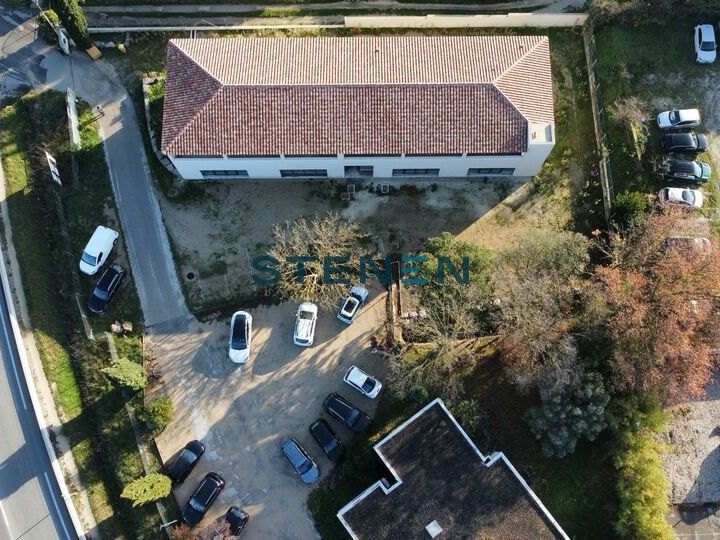 À LOUER - BUREAUX 250 M² DIV - CAVAILLON