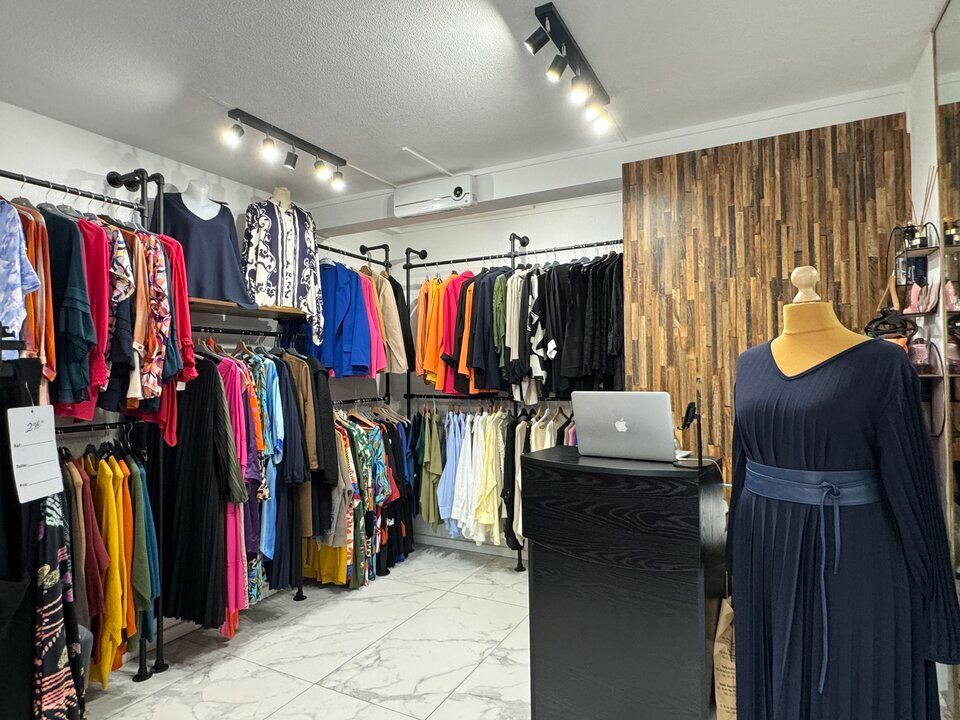 TOURS CENTRE GALERIE DU GRAND PASSAGE BOUTIQUE A LOUER 14 M²