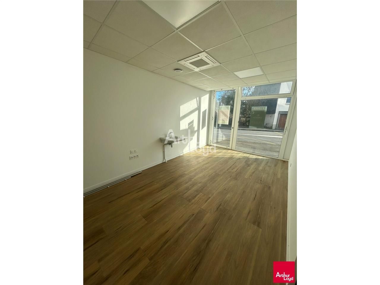 CESSON SEVIGNE - BUREAUX A LOUER - 19 M²