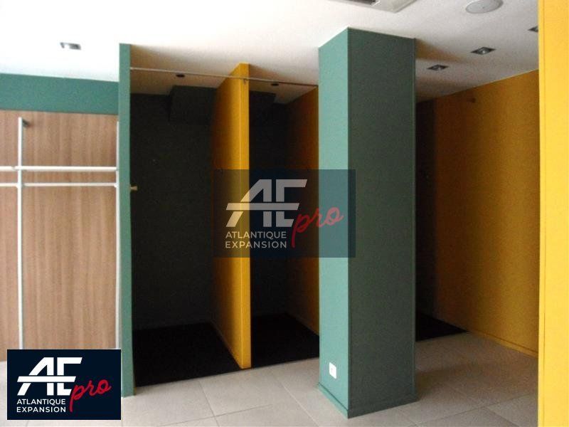 Vente local commercial 116.77 m² non divisibles