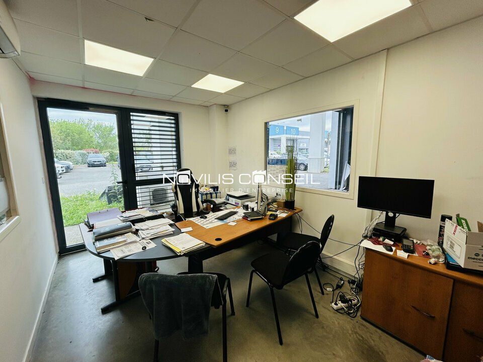 Location activité/entrepôt - 290 m²