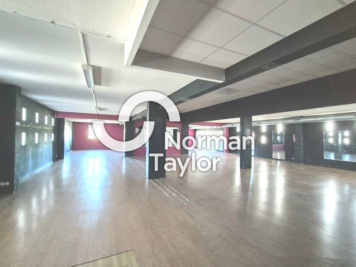 Location bureaux 412 m² non divisibles