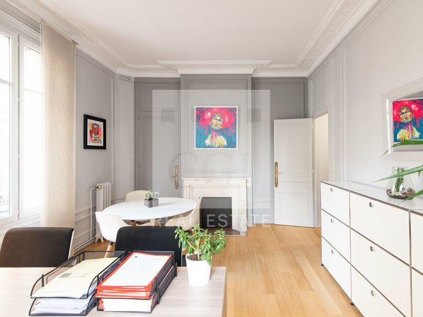 Location bureaux 158 m² non divisibles