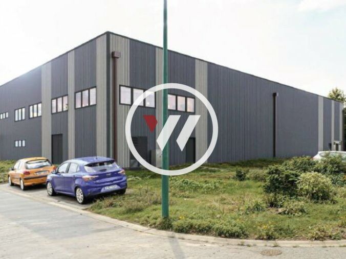 Location entrepot 2753 m² non divisibles