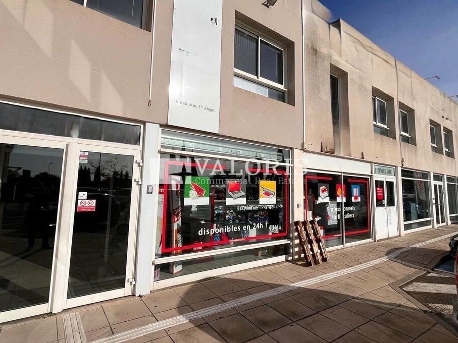 Location local commercial 170 m² non divisibles