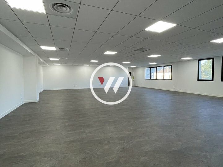 Location bureaux 227 m² non divisibles