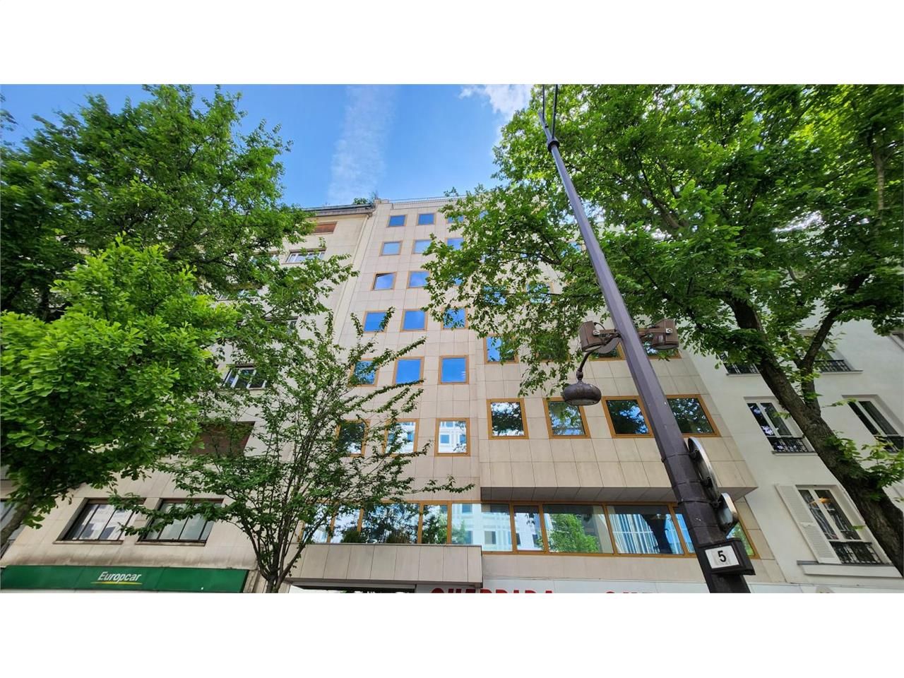 Location bureaux 477 m² divisibles à partir de 238 m²