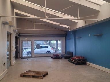 Vente local commercial 325 m² non divisibles
