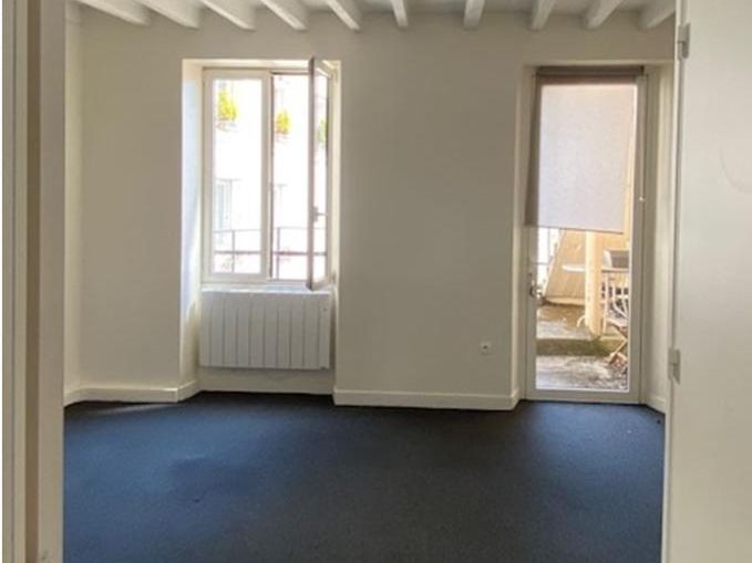 Location bureaux 45 m² non divisibles