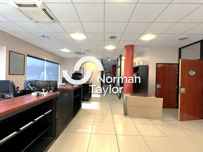 Location bureaux 272 m² non divisibles