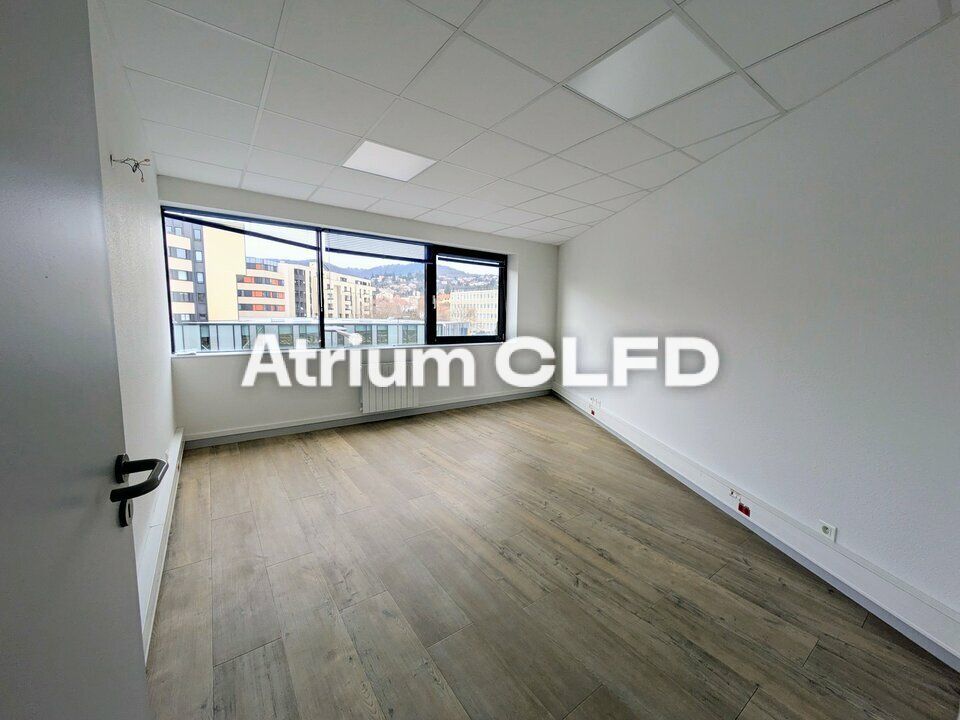 LOCATION BUREAUX 102m² - QUARTIER BERTHELOT