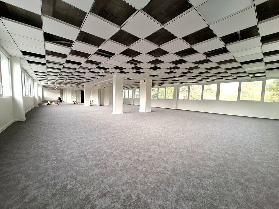 Bureaux 175m² à LOUER Clermont-Ferrand LA PARDIEU 
