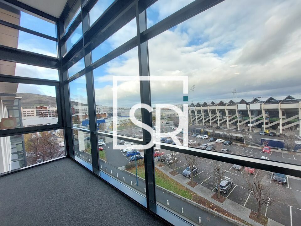 Location bureaux 341.52 m² non divisibles