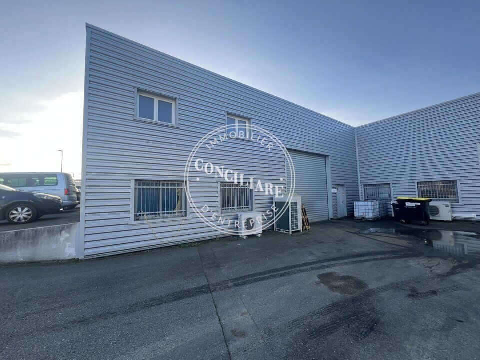 Location entrepot 400 m² divisibles à partir de 150 m²