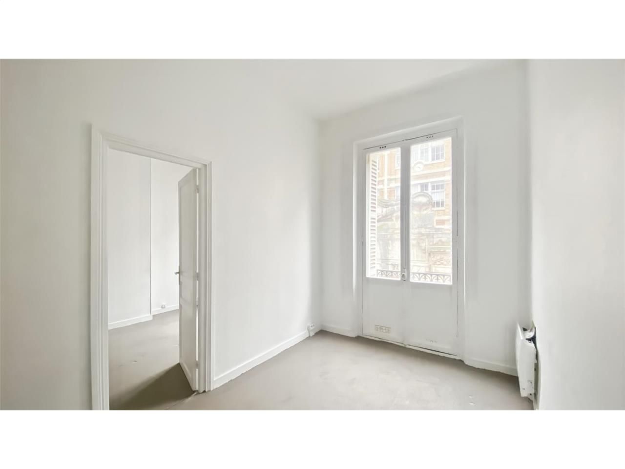 Location bureaux 42 m² non divisibles