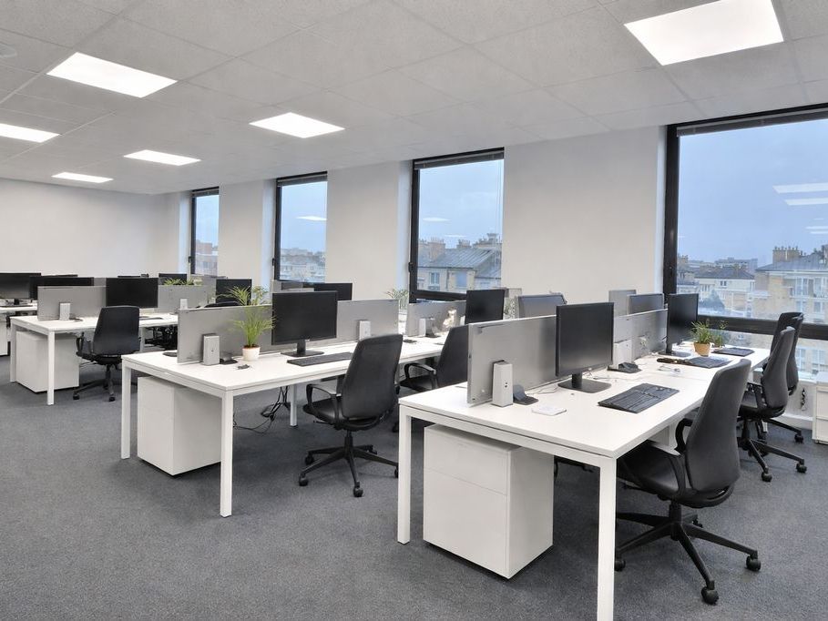 Location bureaux 326 m² non divisibles