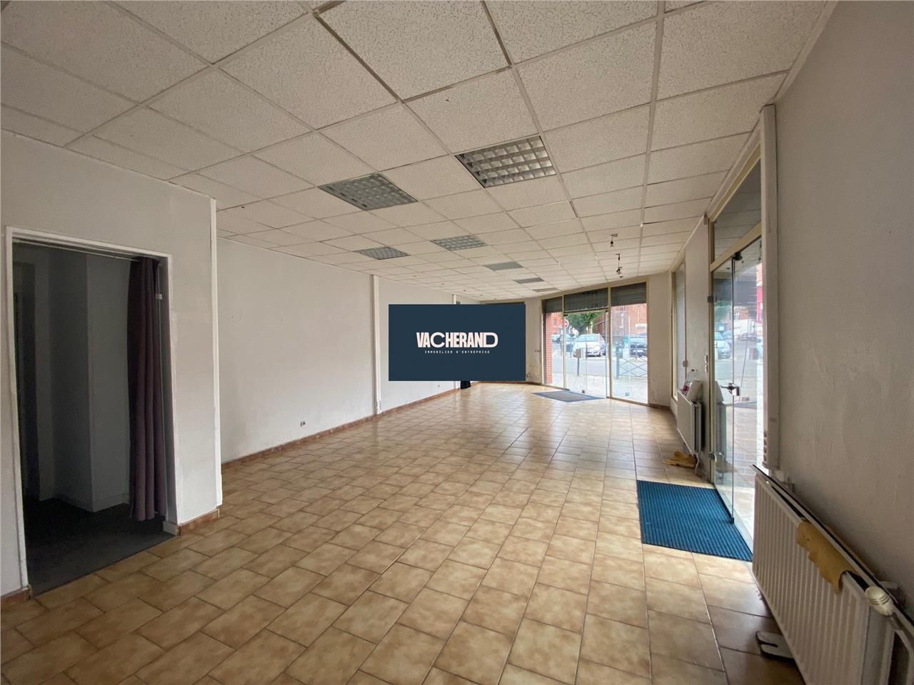 Location local commercial 70 m² à Roubaix