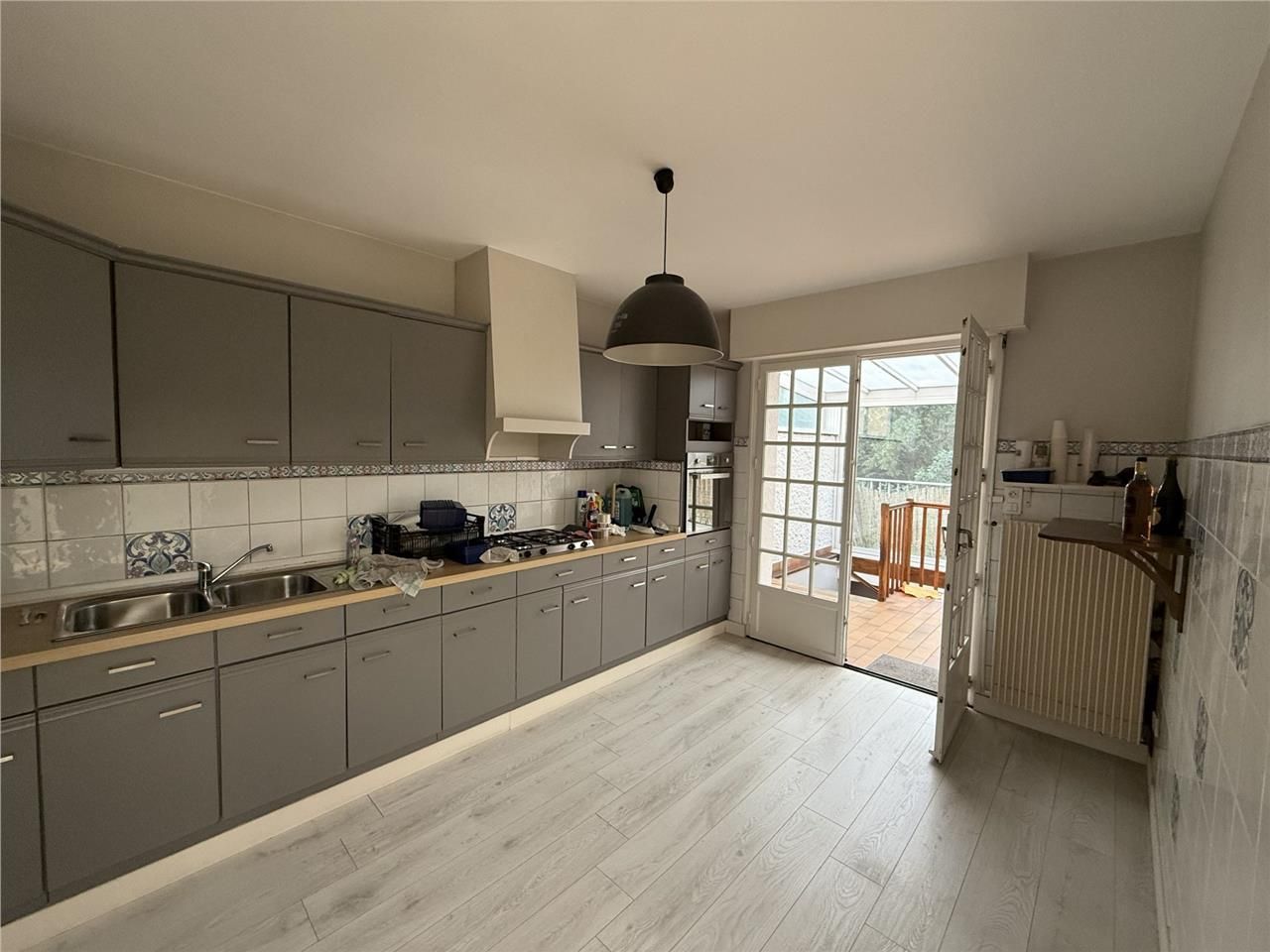 Vente local commercial 190 m² à Saint-André-lez-Lille