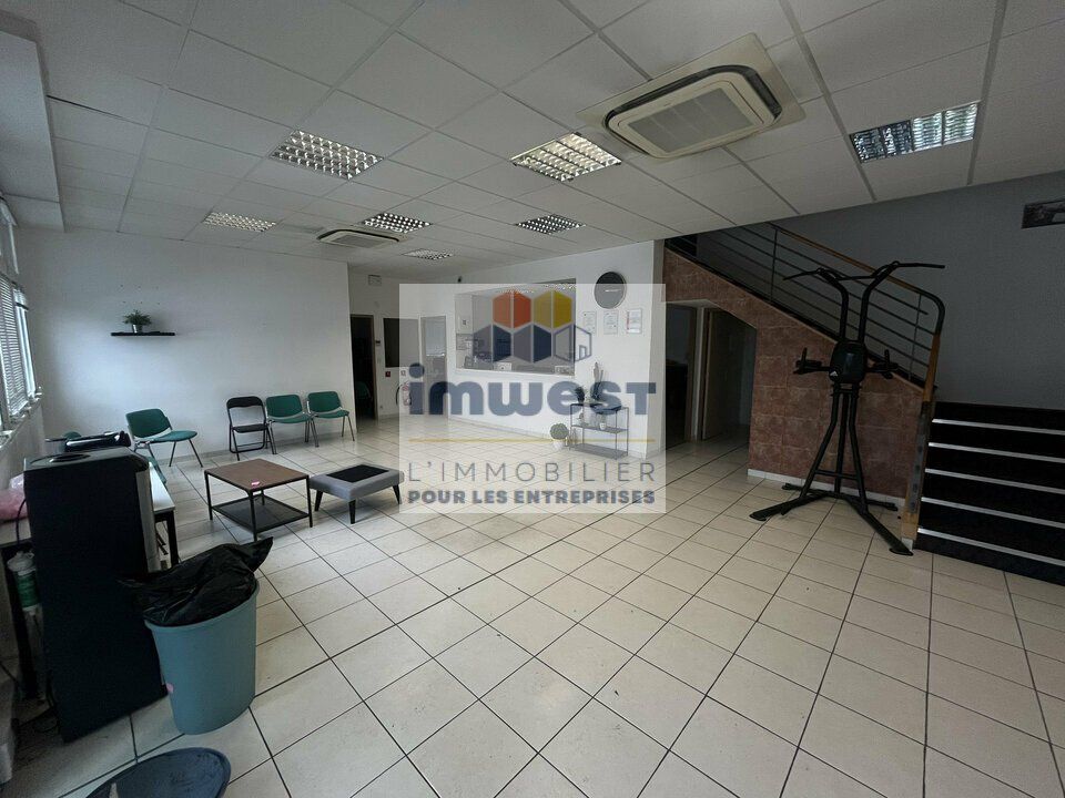 À LOUER - IMMEUBLE MIXTE BUREAUX / ACTIVITÉS 306 m² - ZI Sud-Est, Cesson-Sévigné (35)