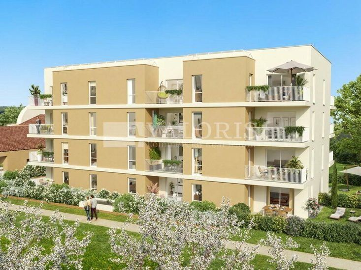 Valoris Real Estate vous propose 4 locaux commerciaux et une crèche au coeur de Gleizé. Ce projet de restructuration prend place sur l'ancienne cave coopérative.