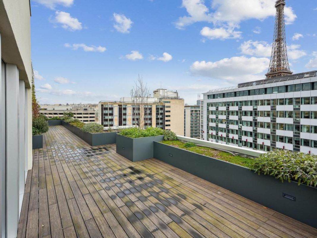 Location bureaux 6226 m² divisibles à partir de 210 m²