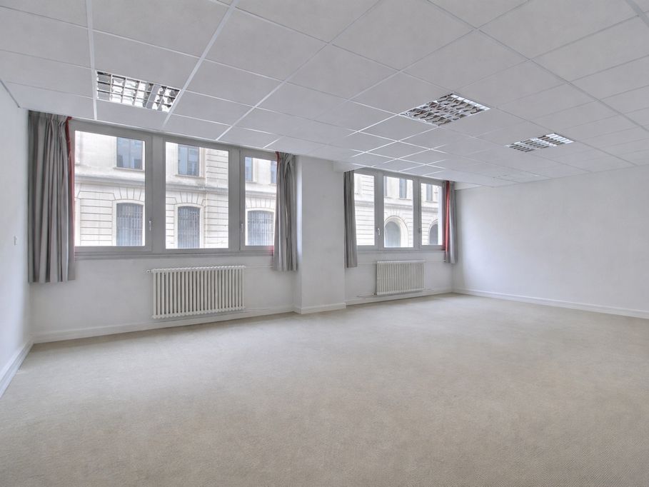 Vente bureaux 388 m² non divisibles