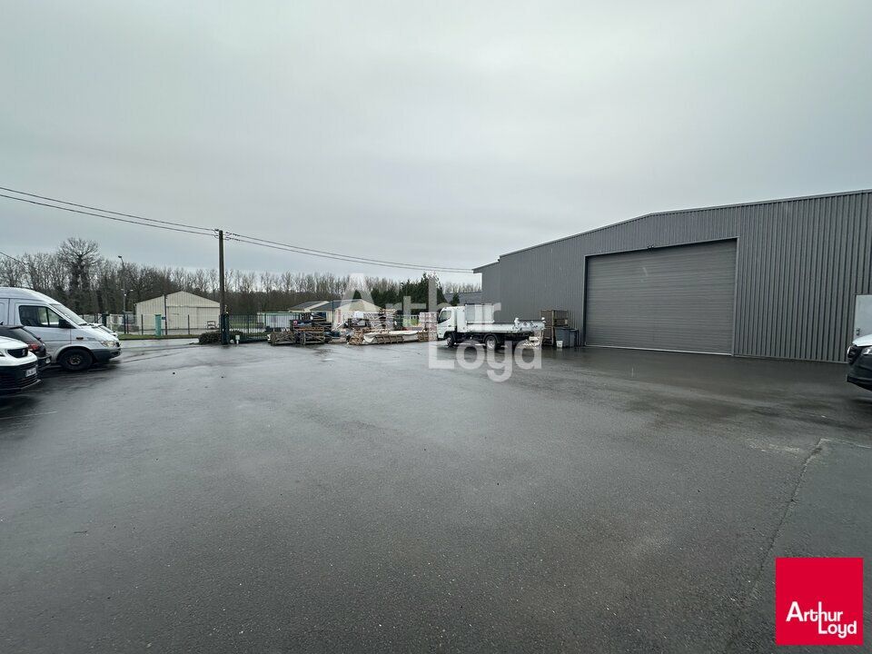 IFFENDIC - LOCAL D'ACTIVITE A VENDRE - ZA DE LA CORDERIE