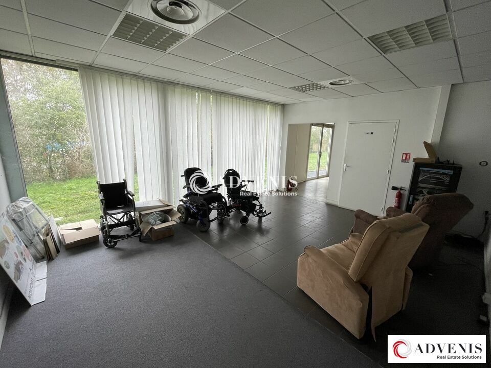 A LOUER - BATIMENT D'ACTIVITE DE 1200 M² - PROCHE BORDEAUX CENTRE/ROCADE