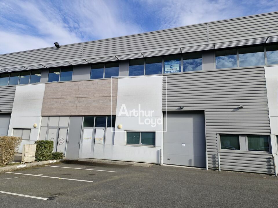 Vente local d''activites 232 m² non divisibles