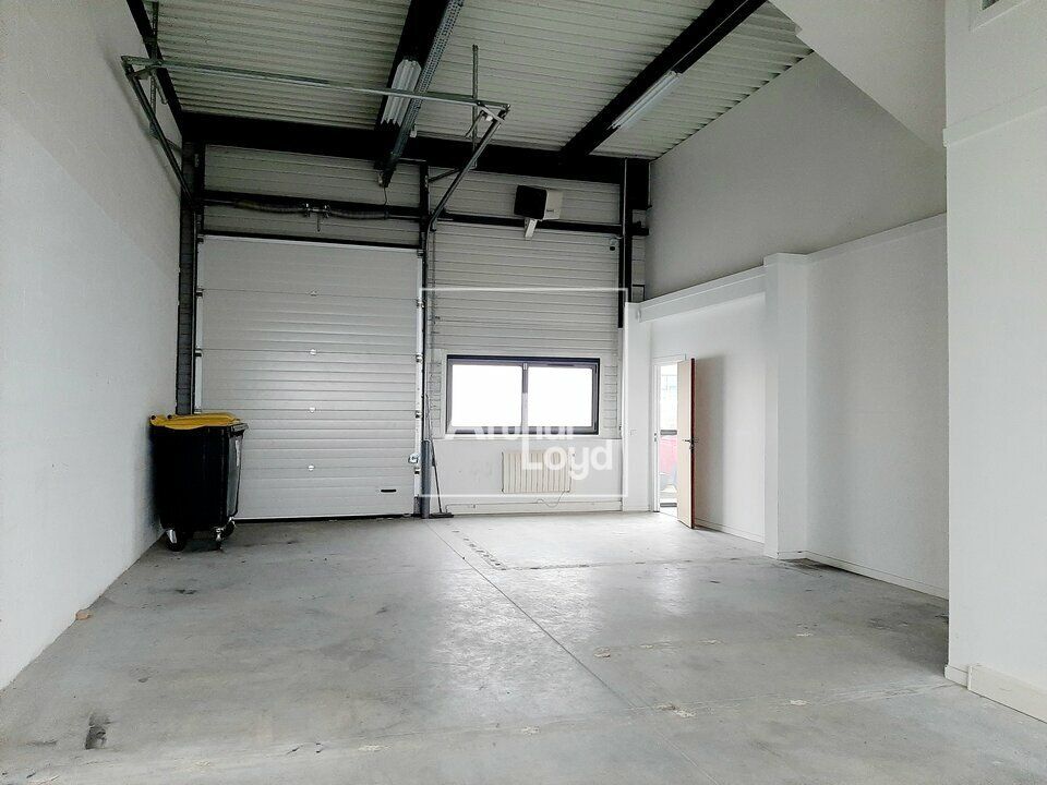 TIGERY petite cellule d'activité et bureaux à la vente