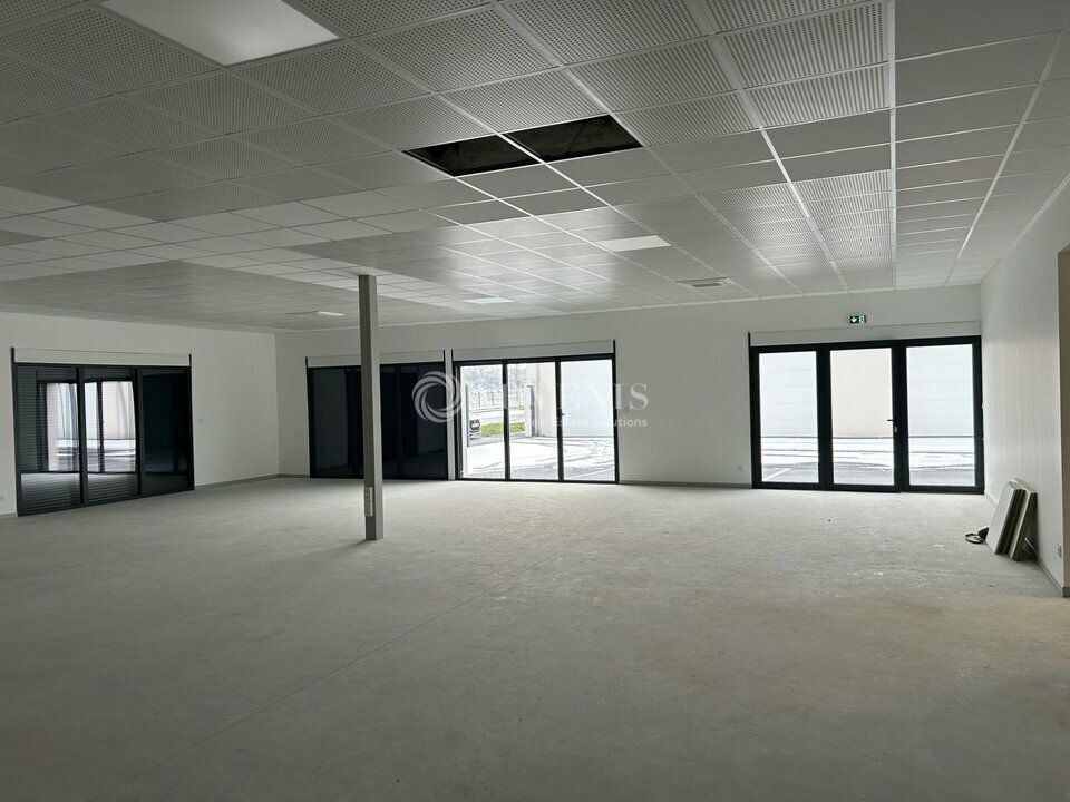 Vente bureaux 400 m² non divisibles