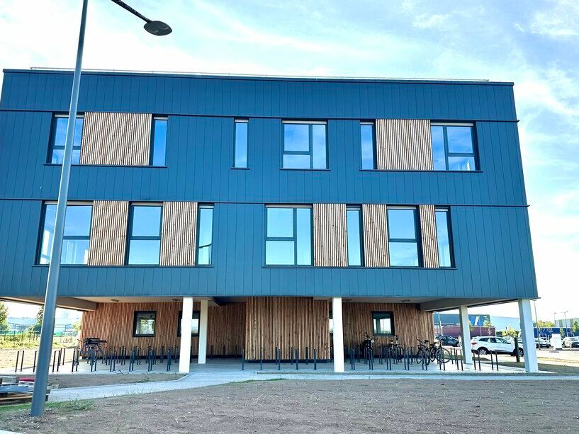 Location bureaux 597.2 m² divisibles à partir de 85 m²