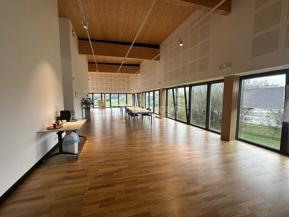 Vente bureaux 504 m² non divisibles