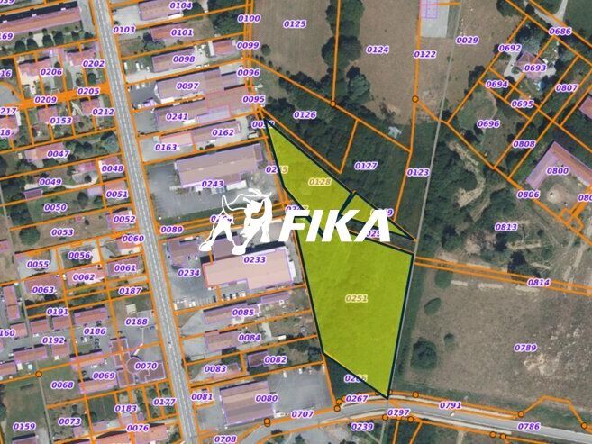 Vente terrain 11174 m² non divisibles