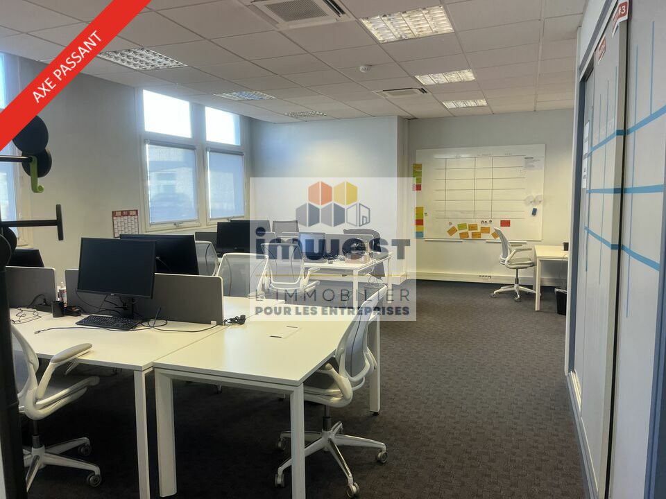 Location local d''activites 354 m² non divisibles