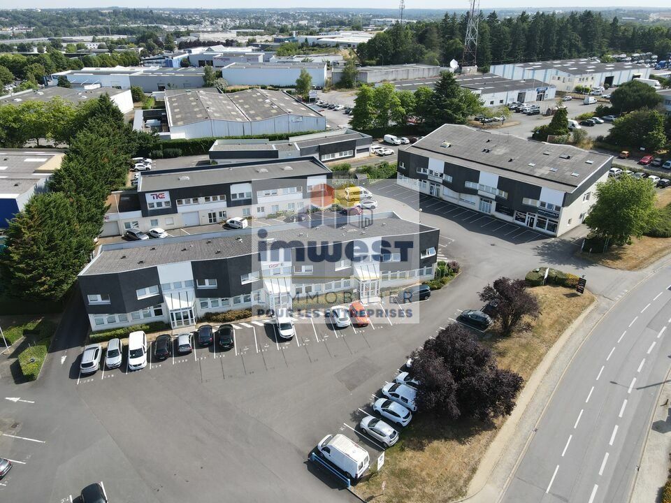 A LOUER - Local d'activités - ZI SUD EST