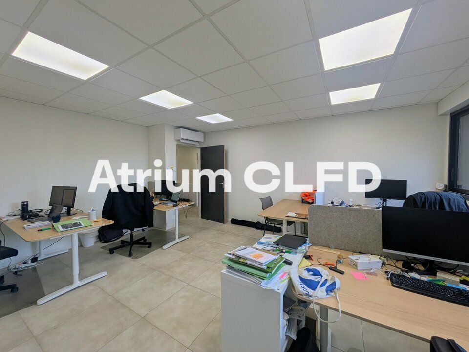 Location bureaux 82 m² non divisibles