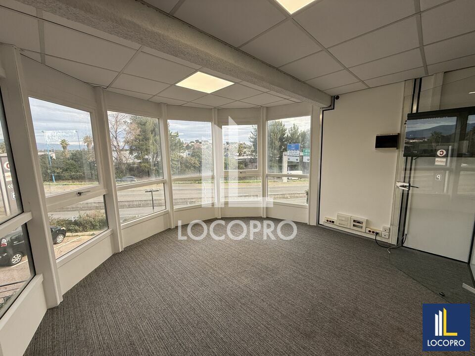 A LOUER - BUREAUX - 113 M2 - ANTIBES