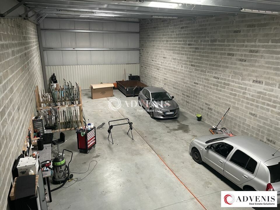 A LOUER - A VENDRE - LOCAL D'ACTIVITE DE 295 M² - SECTEUR DYNAMIQUE