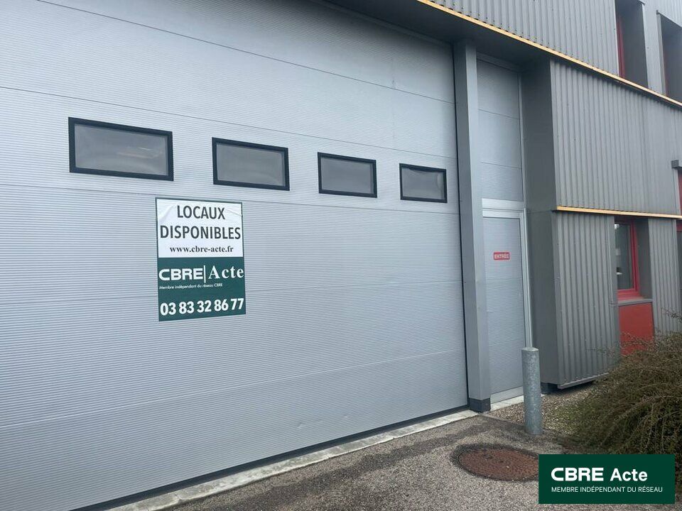 Location local d''activites 270 m² non divisibles