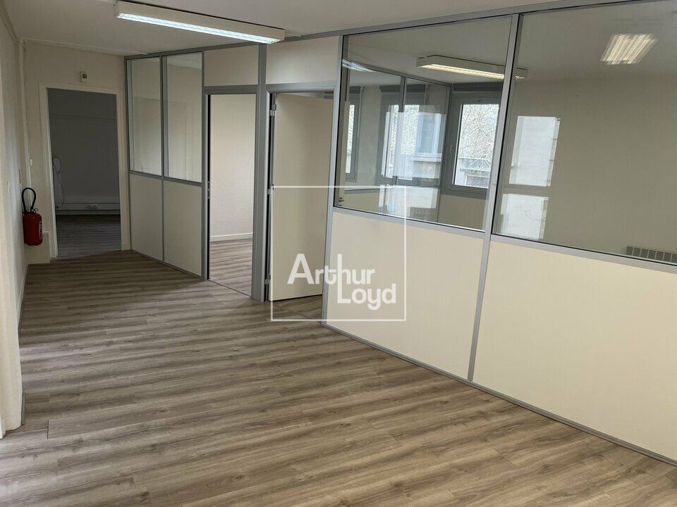 Vente bureaux 85 m² non divisibles