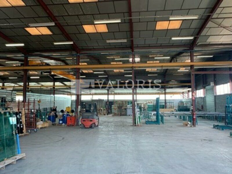 Valoris Real Estate vous propose à la location un bâtiment indépendant à Vaulx en Velin 